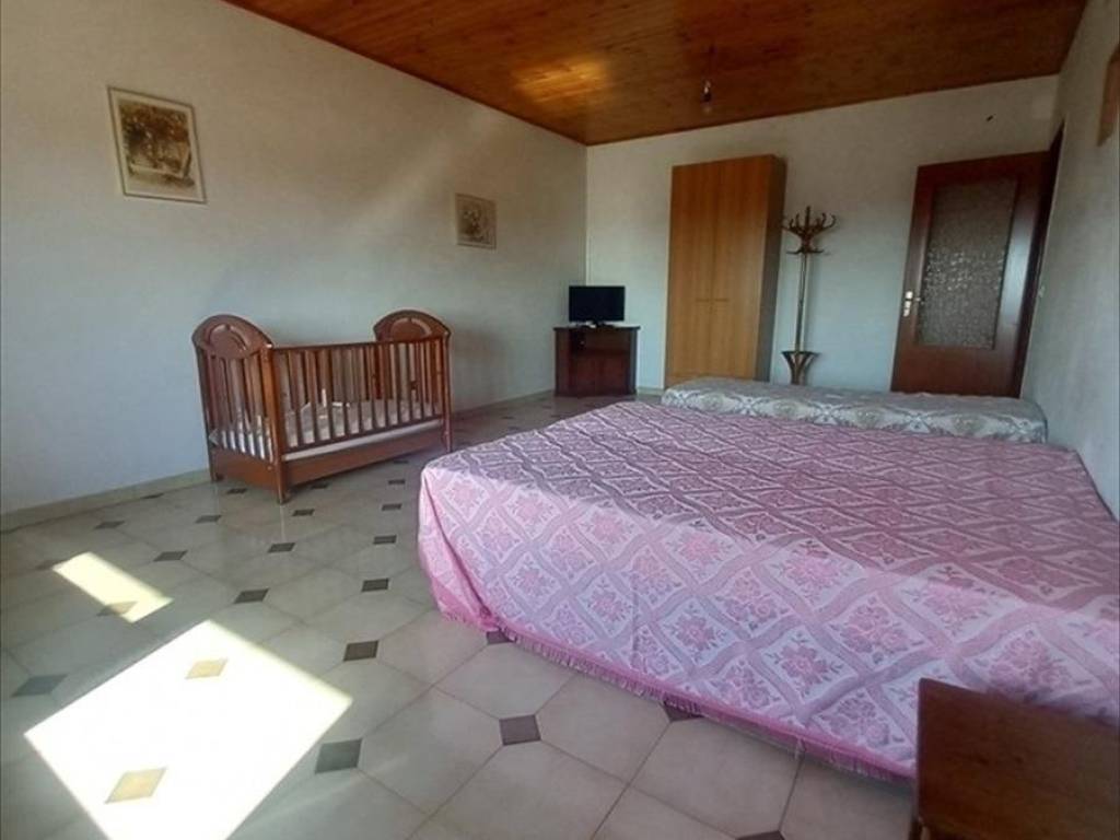 Appartamento a Cinquefrondi - Foto 2