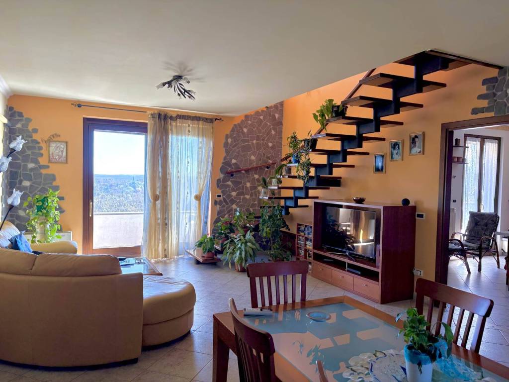 Appartamento a Viterbo in VIA RIGO - Foto 4