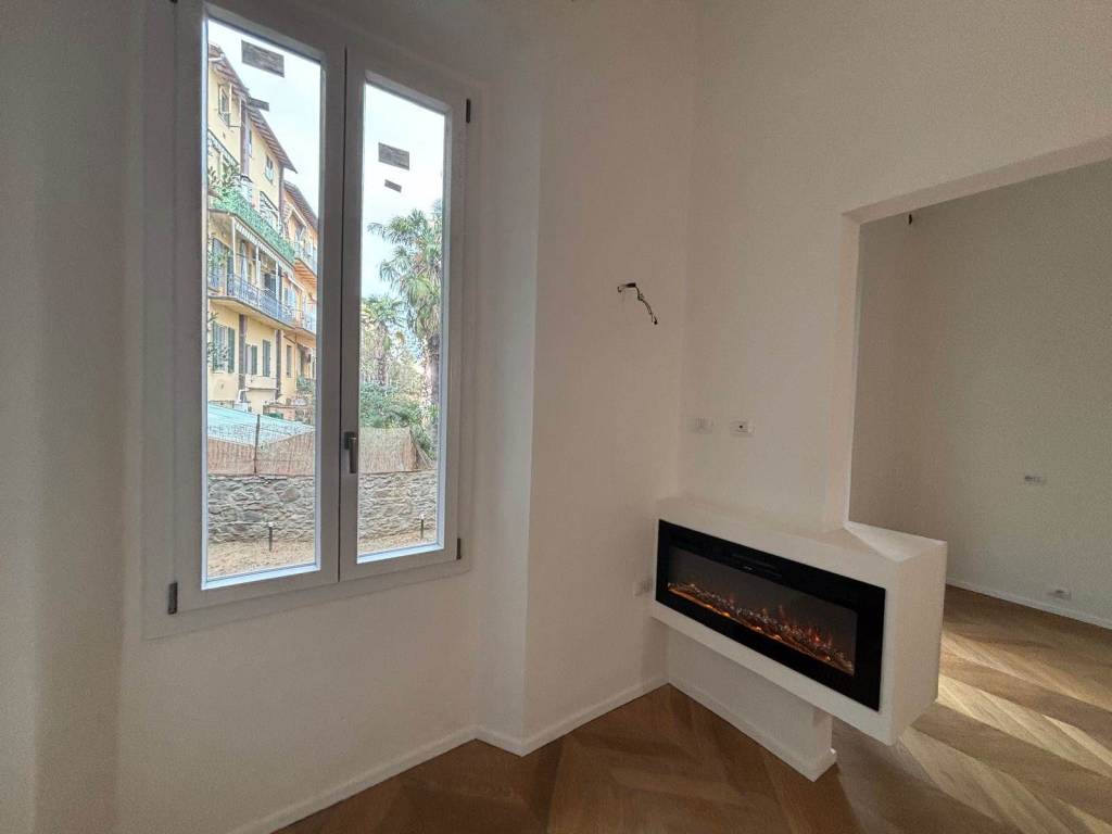 Appartamento a Firenze in Via Dandolo , 12 - Foto 2
