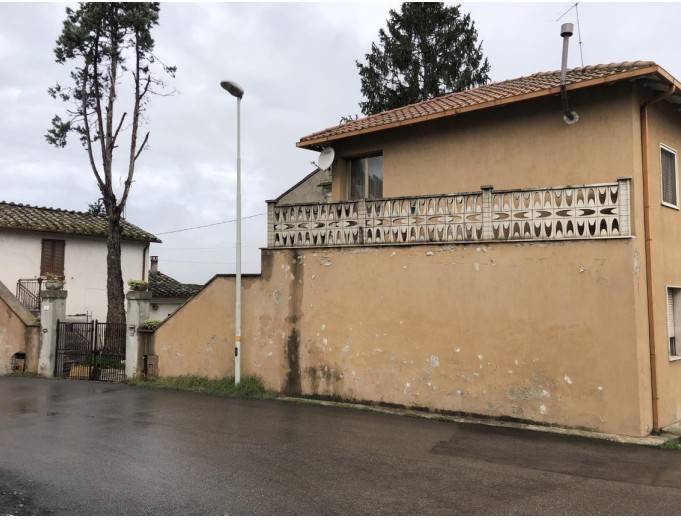 Appartamento a Terni in Strada di Poscargano - Foto 5