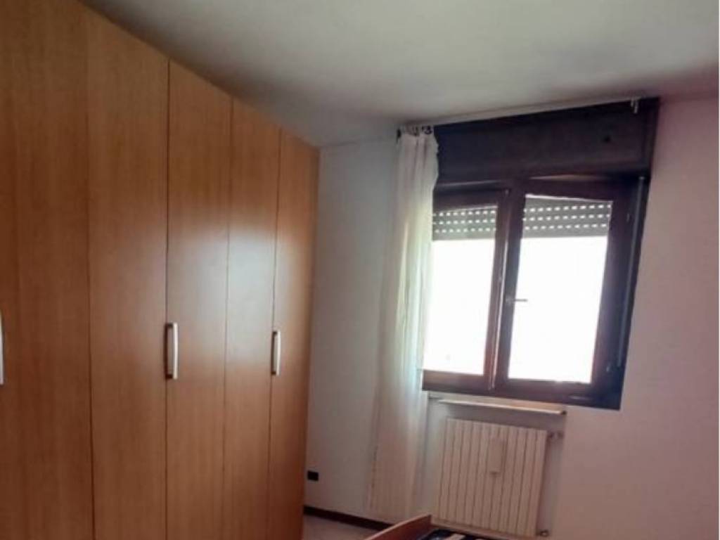 Appartamento a Porto mantovano in Piazzale Della Resistenza - Foto 5