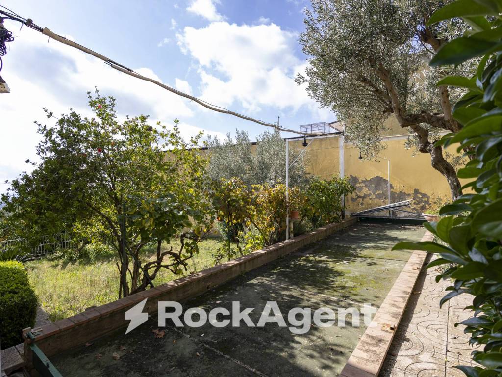 Villa a Catanzaro in Viale Vincenzo Gattoleo, 127 - Foto 5