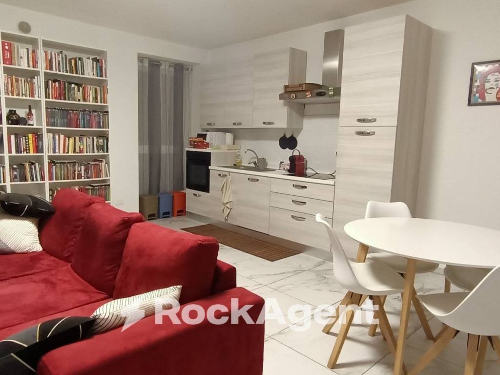 Appartamento a Alessandria in Viale Milite Ignoto, 56 - Foto 3