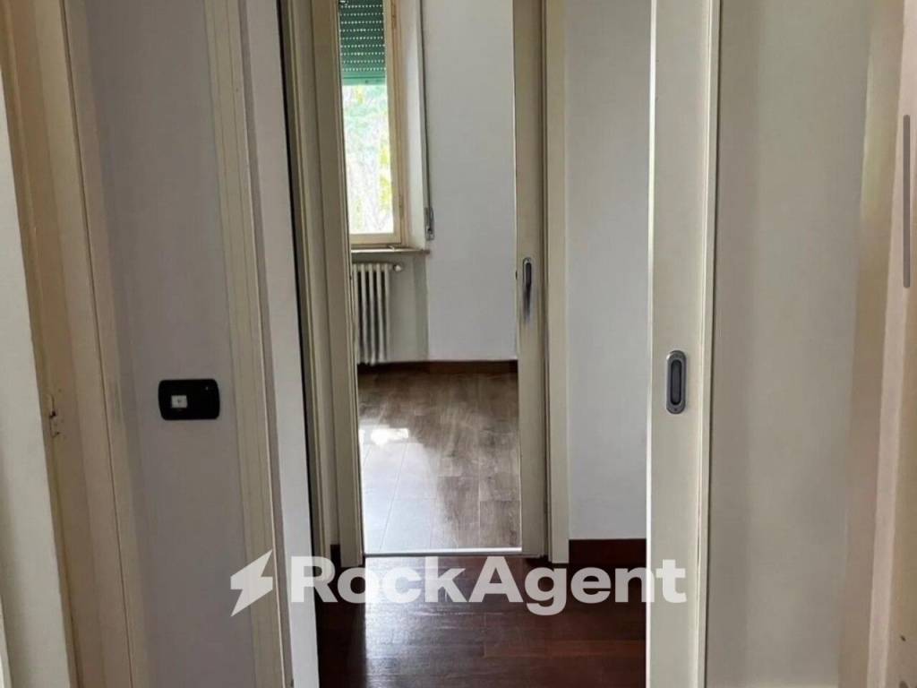 Appartamento a Parma in Via Giuseppe Rondizzoni - Foto 5