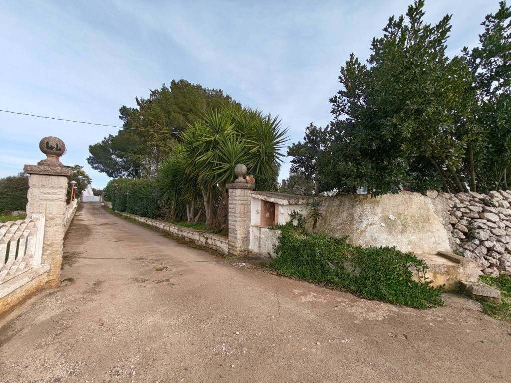 Villa a Ceglie messapica in SS581 - Foto 3