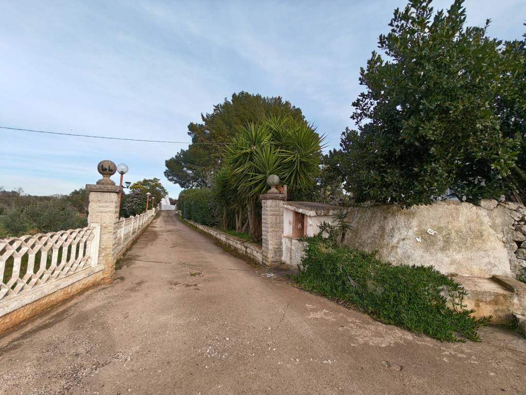 Villa a Ceglie messapica in SS581 - Foto 4