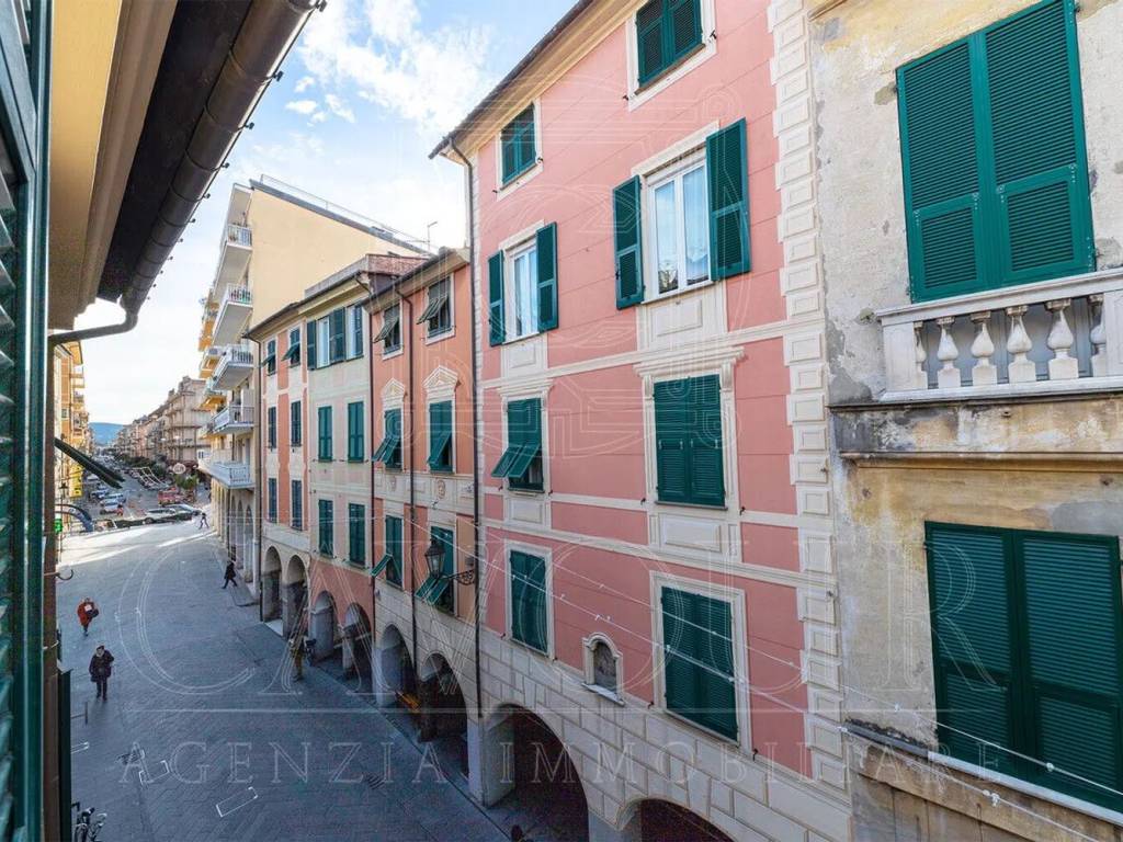 Appartamento a Chiavari in Via Vittorio Veneto - Foto 2
