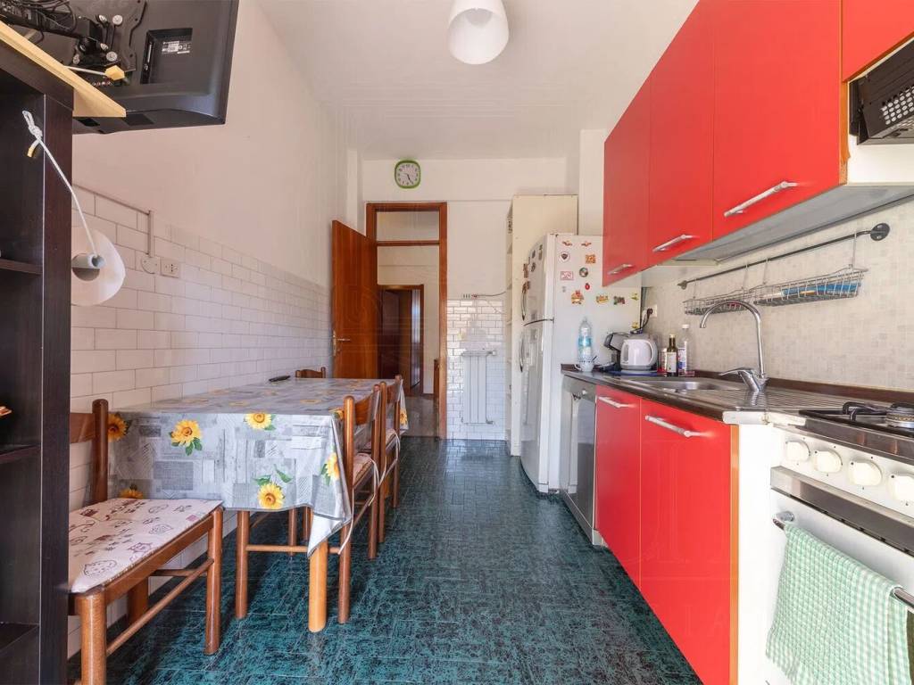 Appartamento a Chiavari in Viale Adolfo E Adelina Devoto - Foto 4