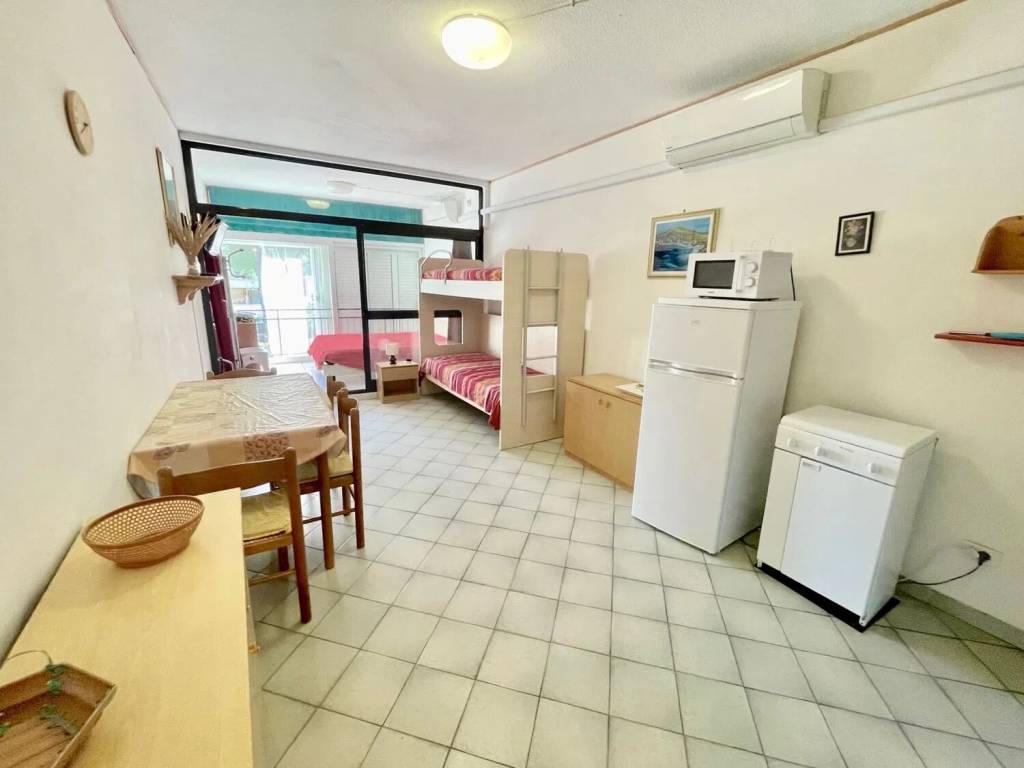 Appartamento a Bibbona in Piazza Dei Gerani, 9 - Foto 2