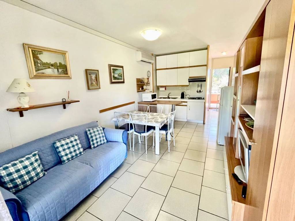 Appartamento a Bibbona in Piazza Delle Anemoni No Number - Foto 2