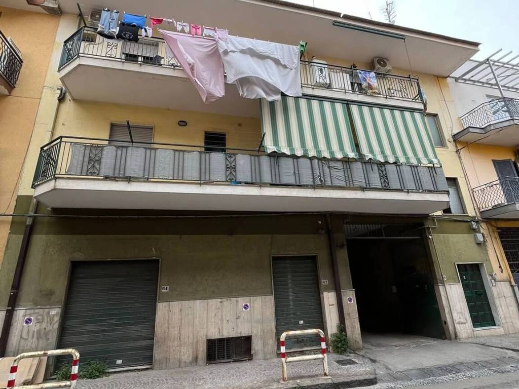 Palazzo / stabile a Giugliano in campania in Via Limitone, 60 - Foto 2