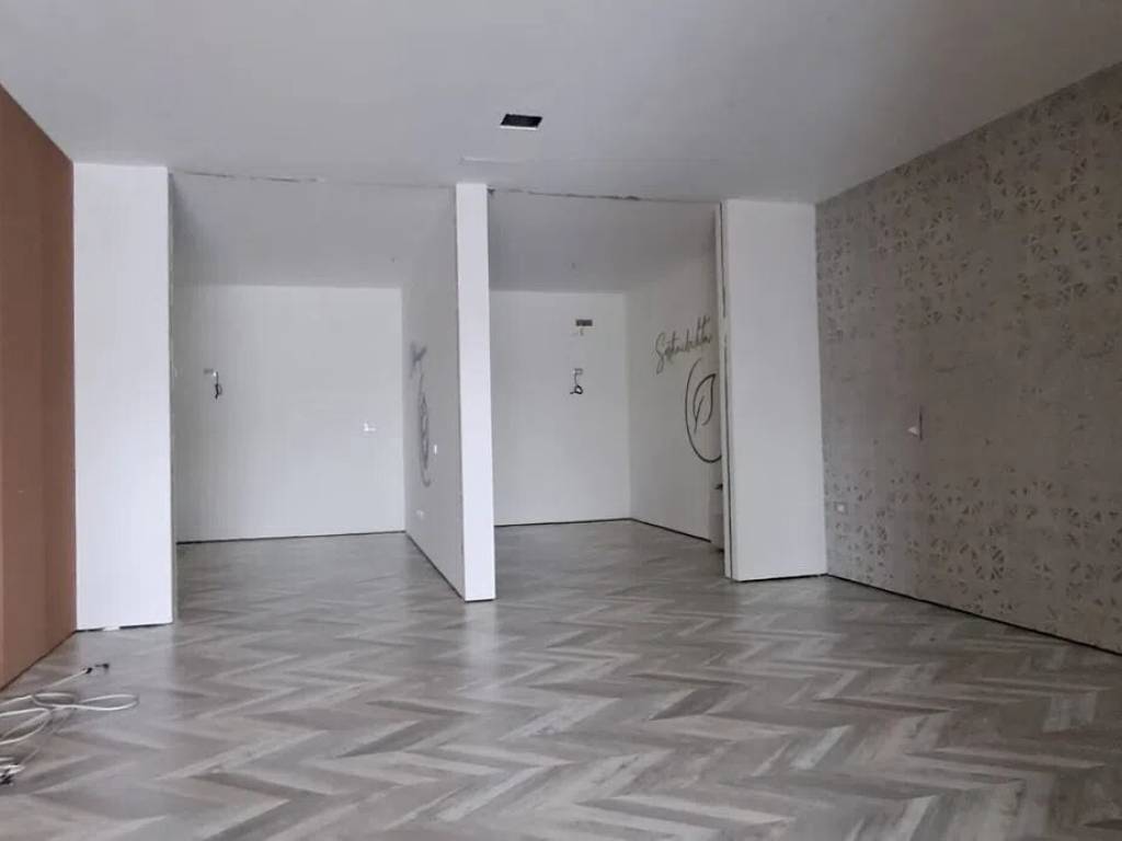 Immobile a Assemini in Via Sulcis No Number - Foto 4