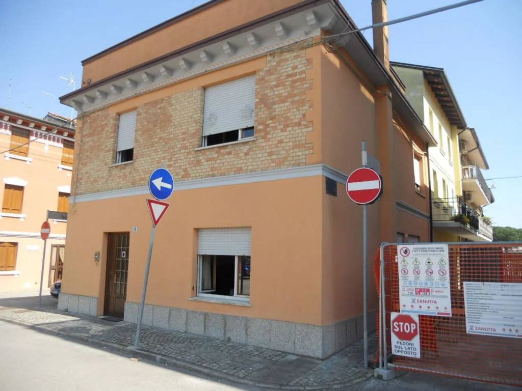 Villa a Marano lagunare in Piazza Risanamento, 8 - Foto 2