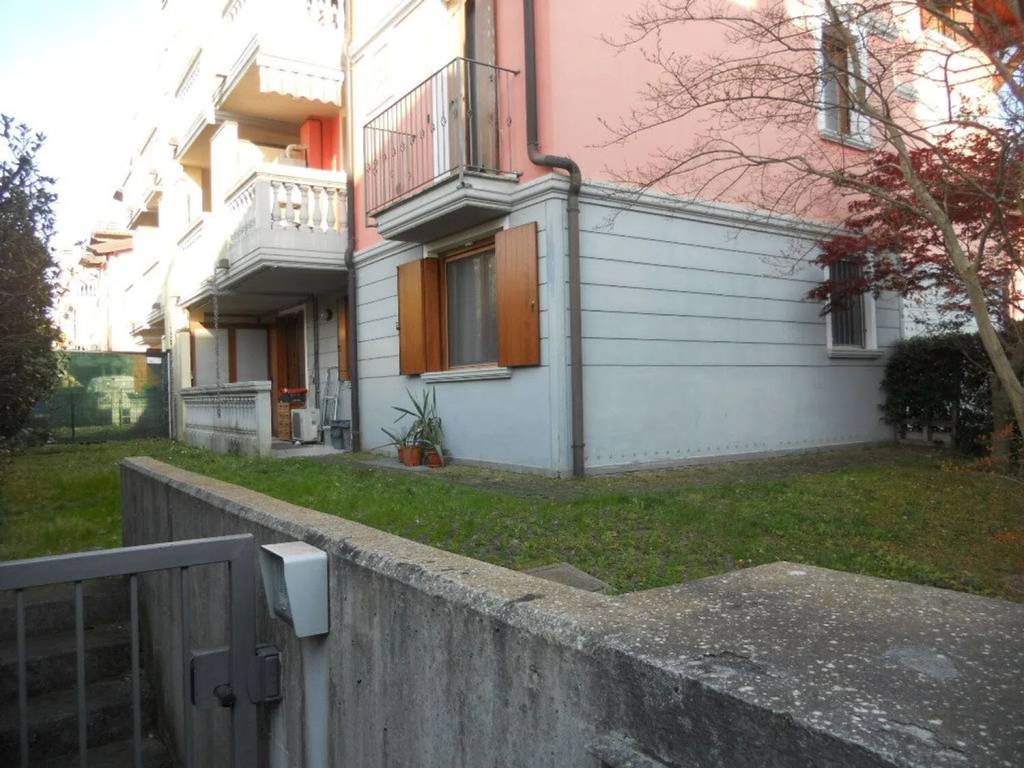 Appartamento a Cervignano del friuli in Via Degli Onez, 41 - Foto 2