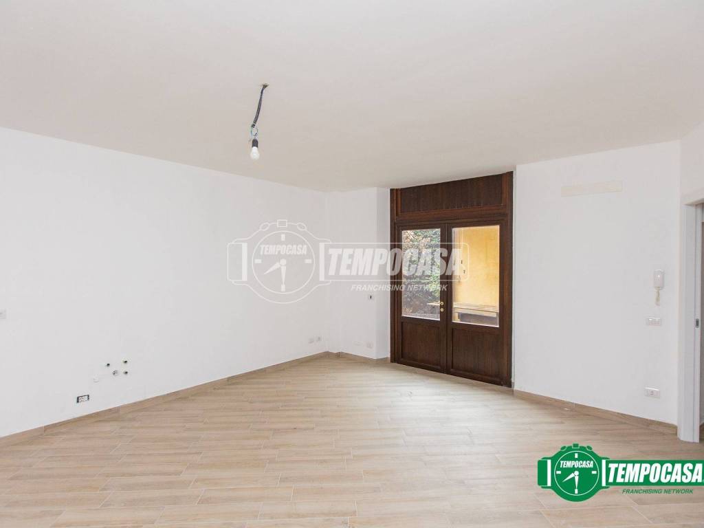 Appartamento a Oleggio in Via Gvglielmo Marconi 9/C - Foto 3