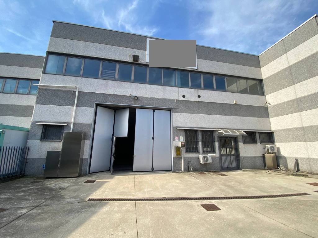 Immobile a Seregno in Viale della Repubblica - Foto 2