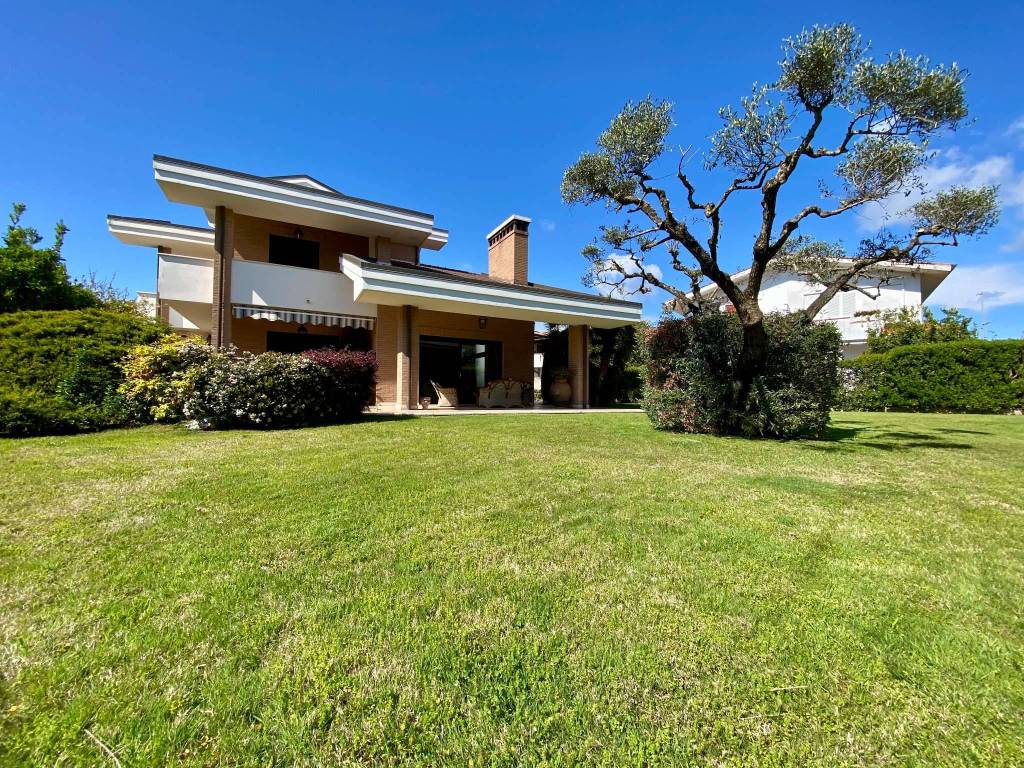 Villa a Sabaudia in via Venezia - Foto 2