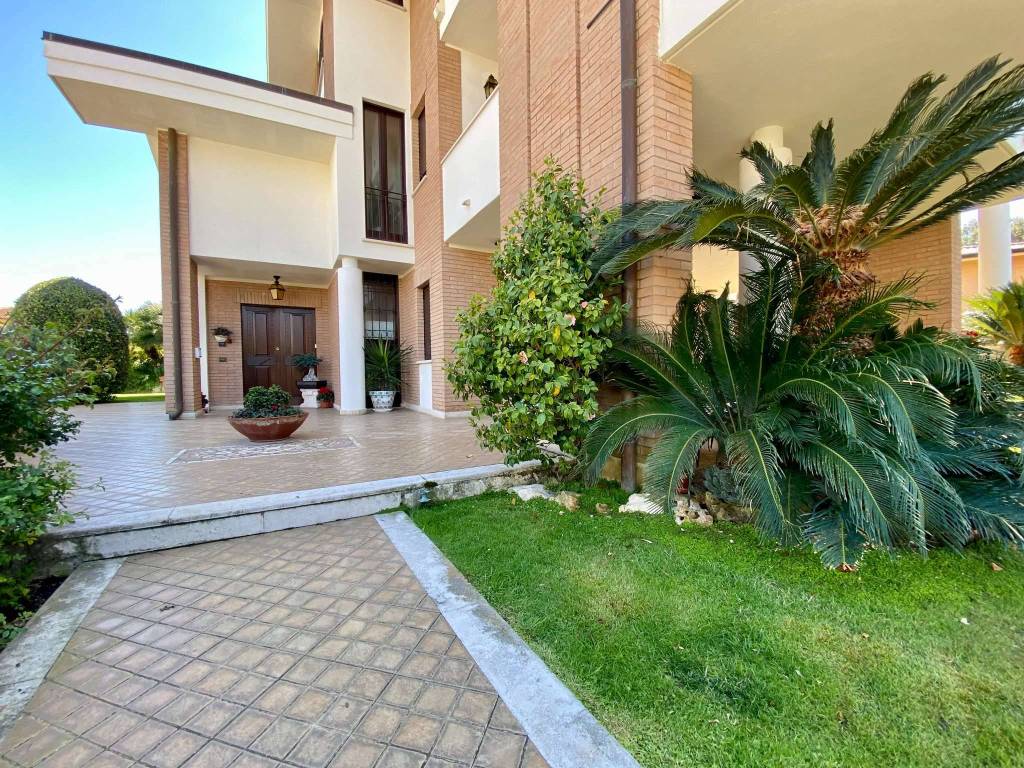 Villa a Sabaudia in via Venezia - Foto 4
