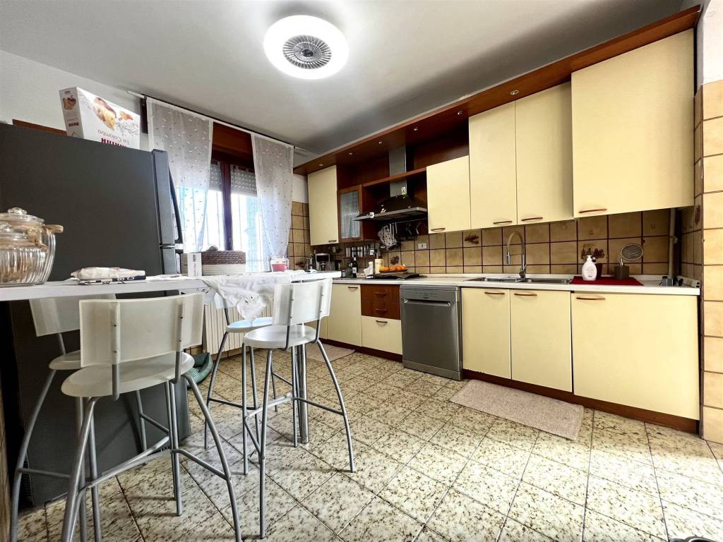 Appartamento a Trecate in VIA NOVARA , 126 - Foto 5