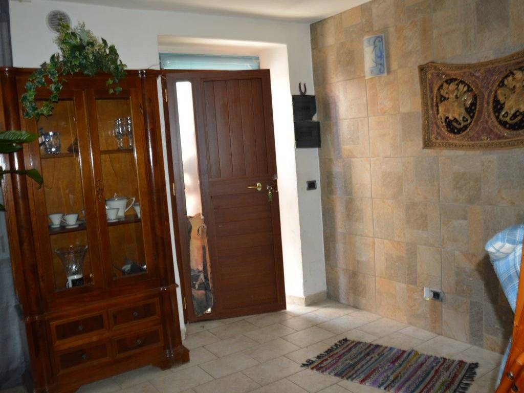 Casa indipendente a Castelfidardo in Via Cesare Battisti, 19 - Foto 2