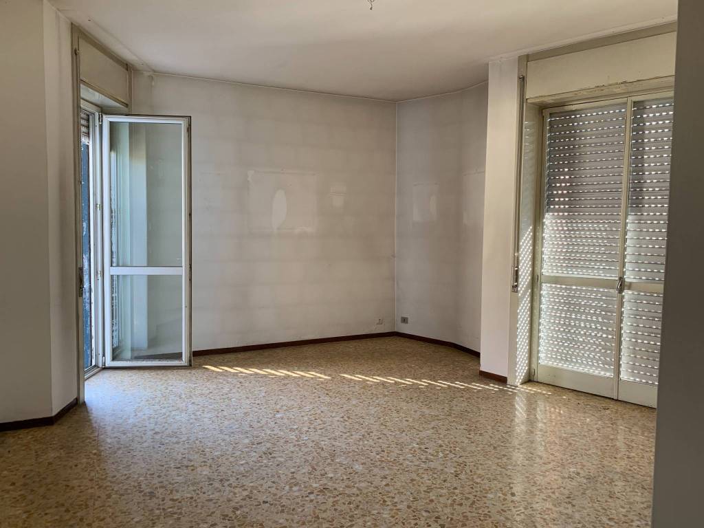 Appartamento a Villadossola in Piazza Repubblica - Foto 2