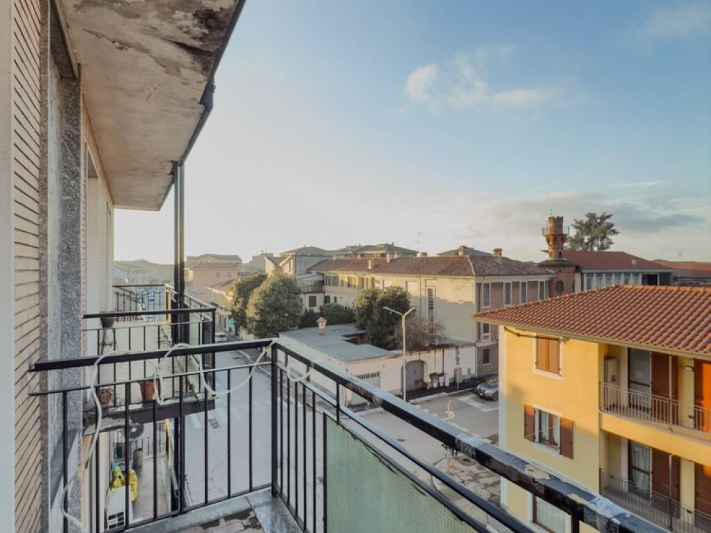 Appartamento a Trecate in Via Alessandro Manzoni, 3 - Foto 2