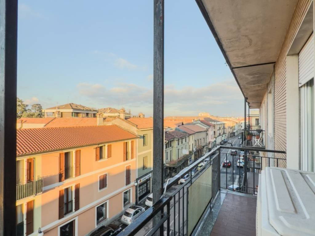 Appartamento a Trecate in Via Alessandro Manzoni, 3 - Foto 3