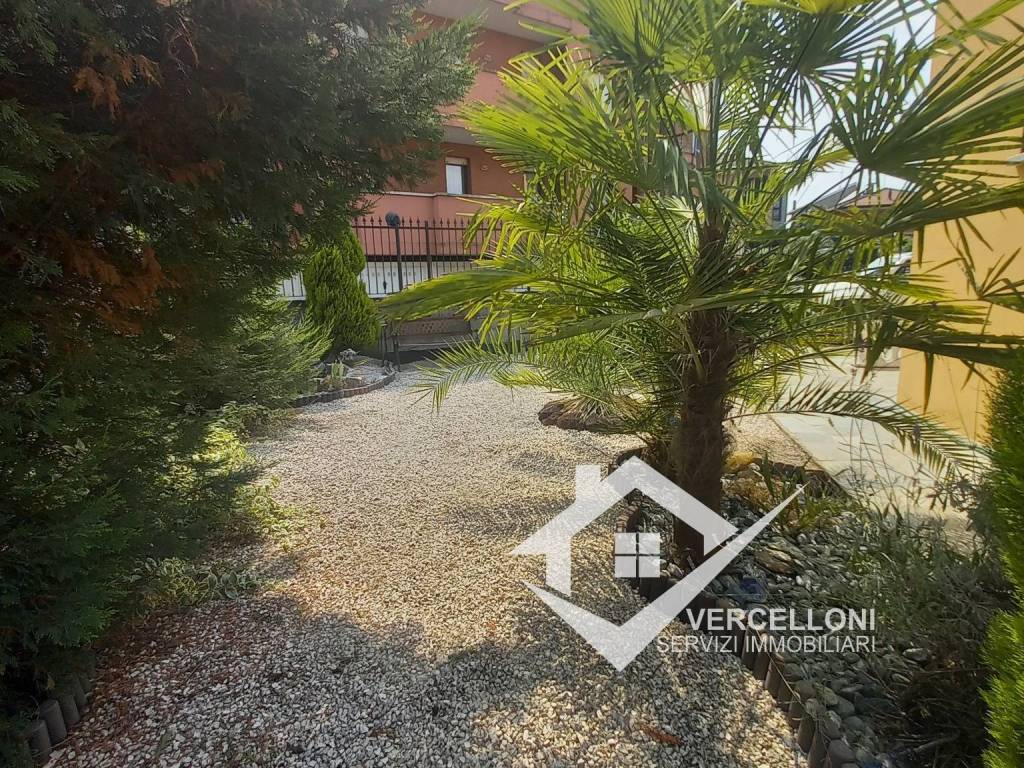 Villa a Novara in Via Ruggero Leoncavallo - Foto 3
