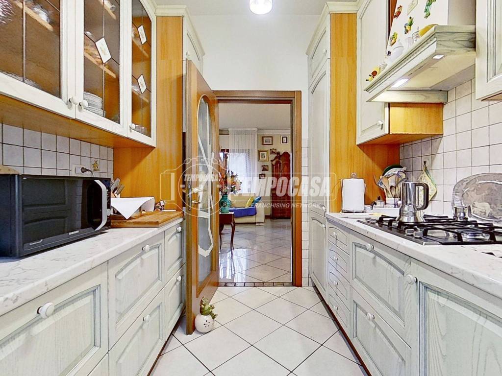 Appartamento a Salsomaggiore terme in Via Davalli 26 - Foto 2
