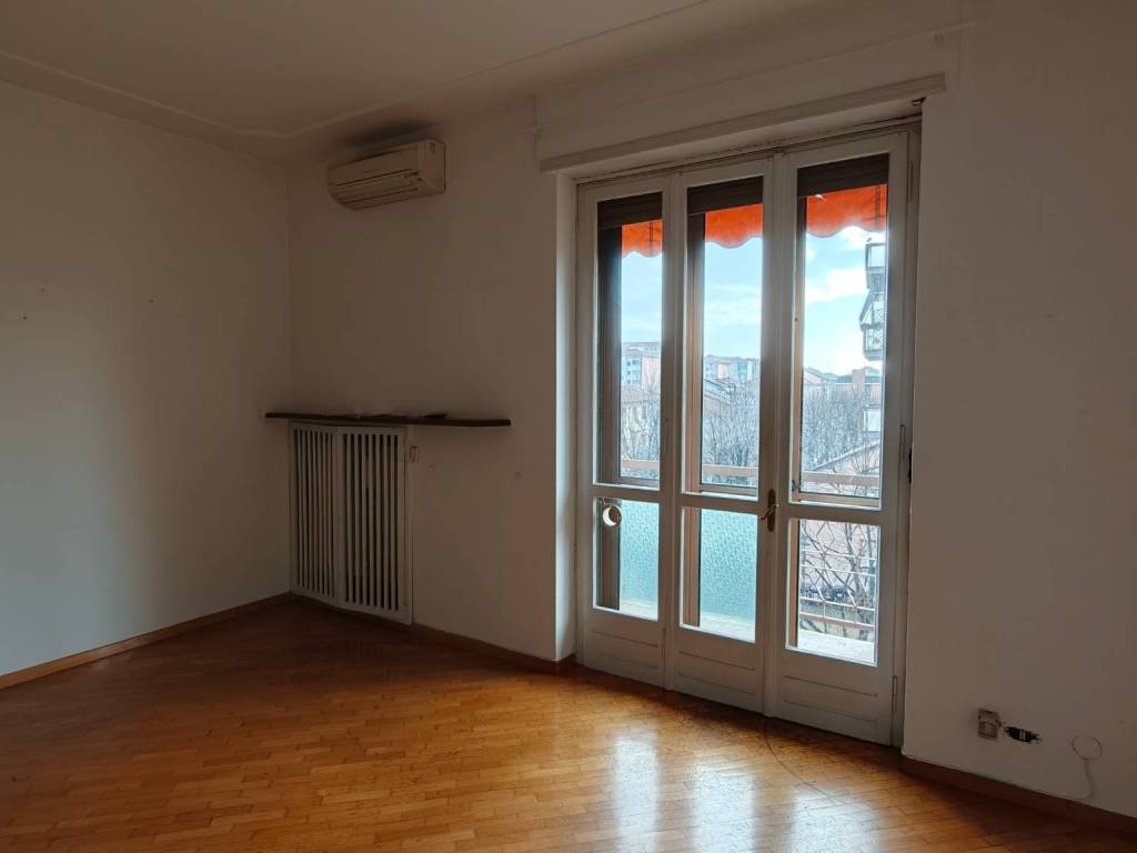 Appartamento a Collegno in Viale 24 Maggio, 43 - Foto 3