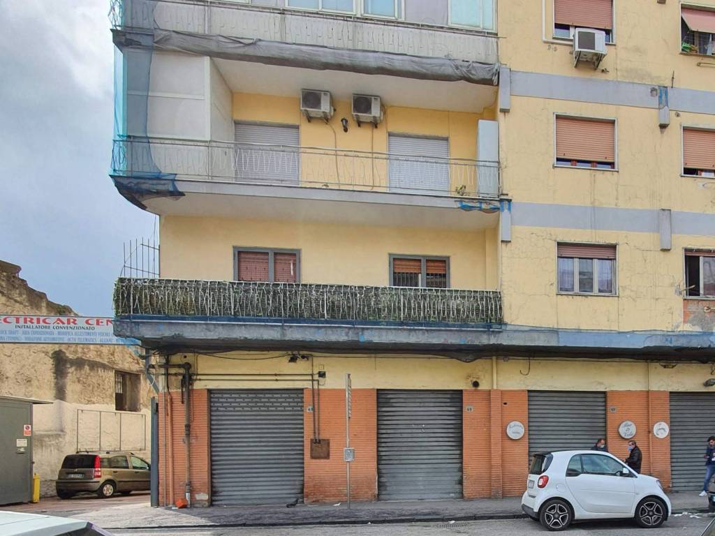 Immobile a Napoli in Via Raffaele Testa, 45 - Foto 2