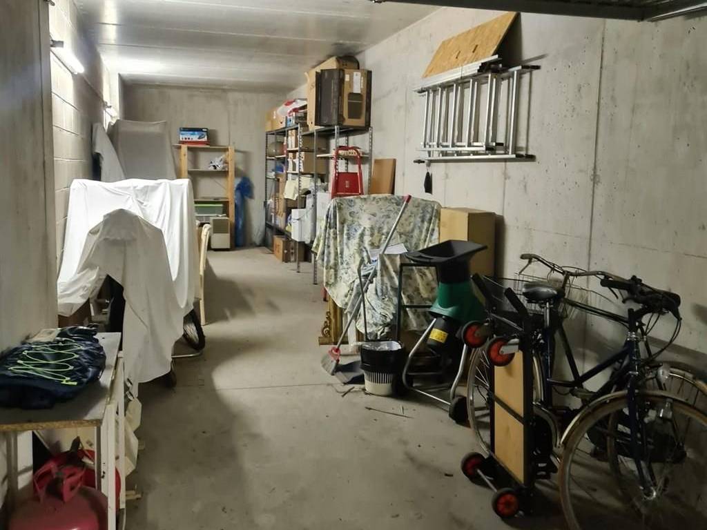 Box / garage a Tradate in Via Campi Lunghi - Foto 3