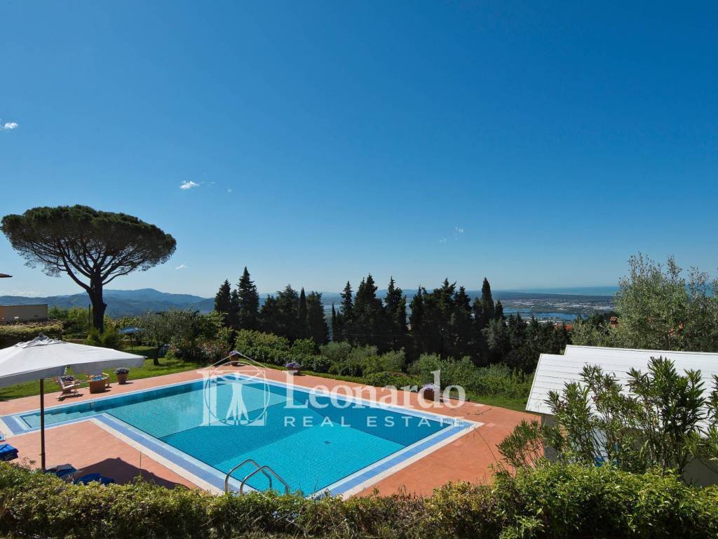 Villa a Massarosa in Mommio Castello - Foto 2