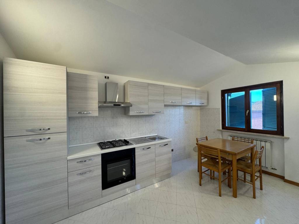 Appartamento a Perugia in Via delle Marmore - Foto 2