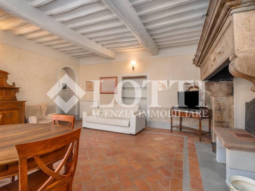 Appartamento a Buti in Piazza Giuseppe Garibaldi, - Foto 4
