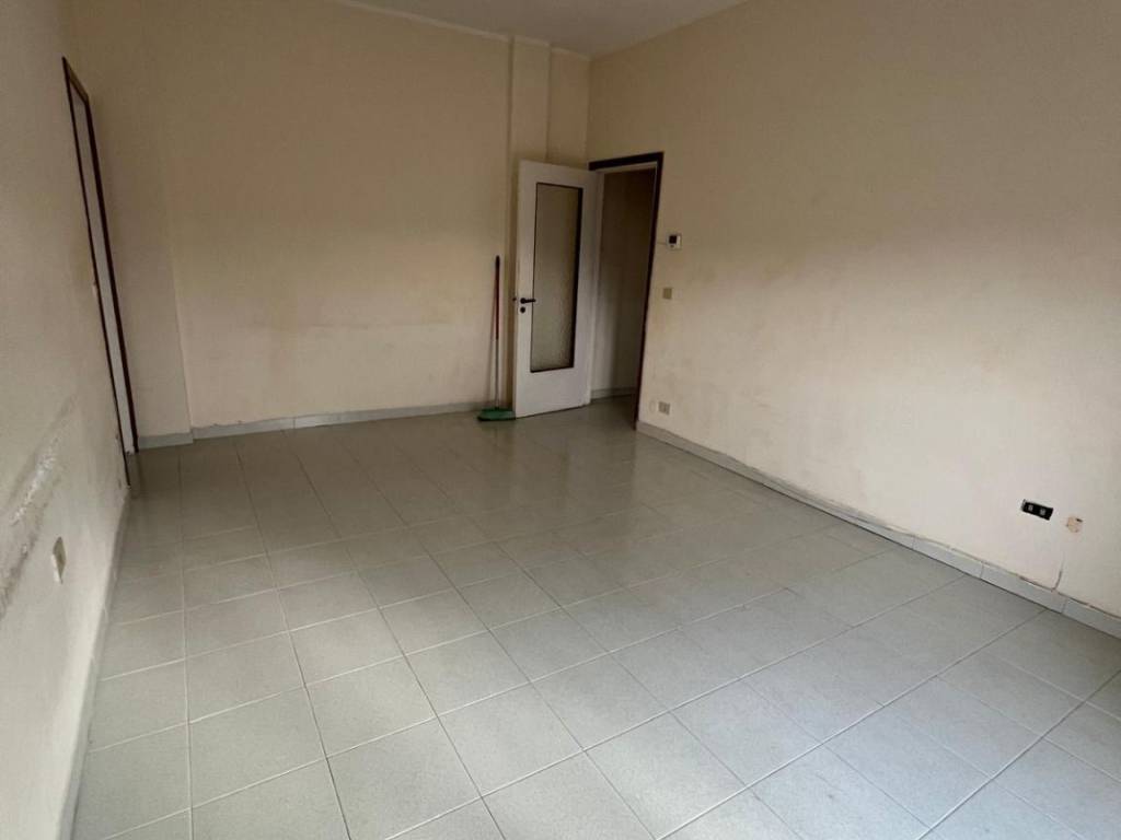 Appartamento a Vigevano in Via Battù - Foto 2