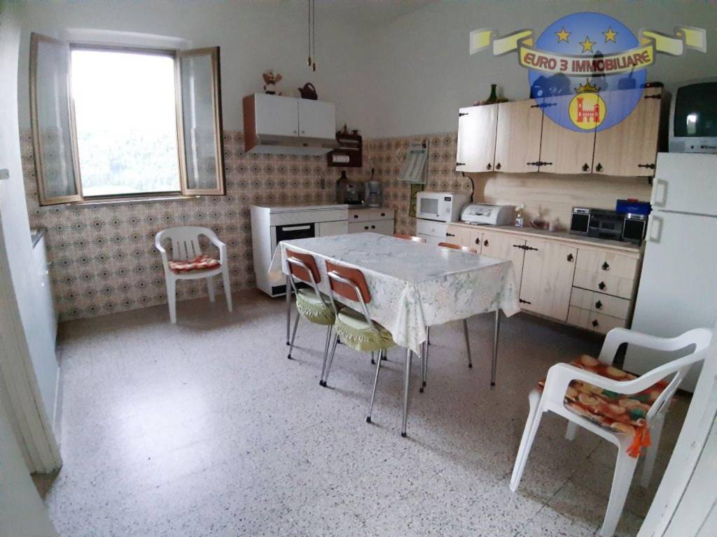 Appartamento a Roccafluvione in Frazione cignano s.n.c - Foto 4