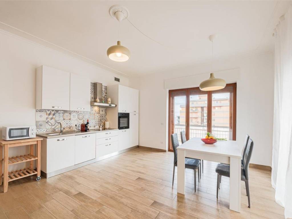 Appartamento a Monopoli in Via Padre Manghisi - Foto 4
