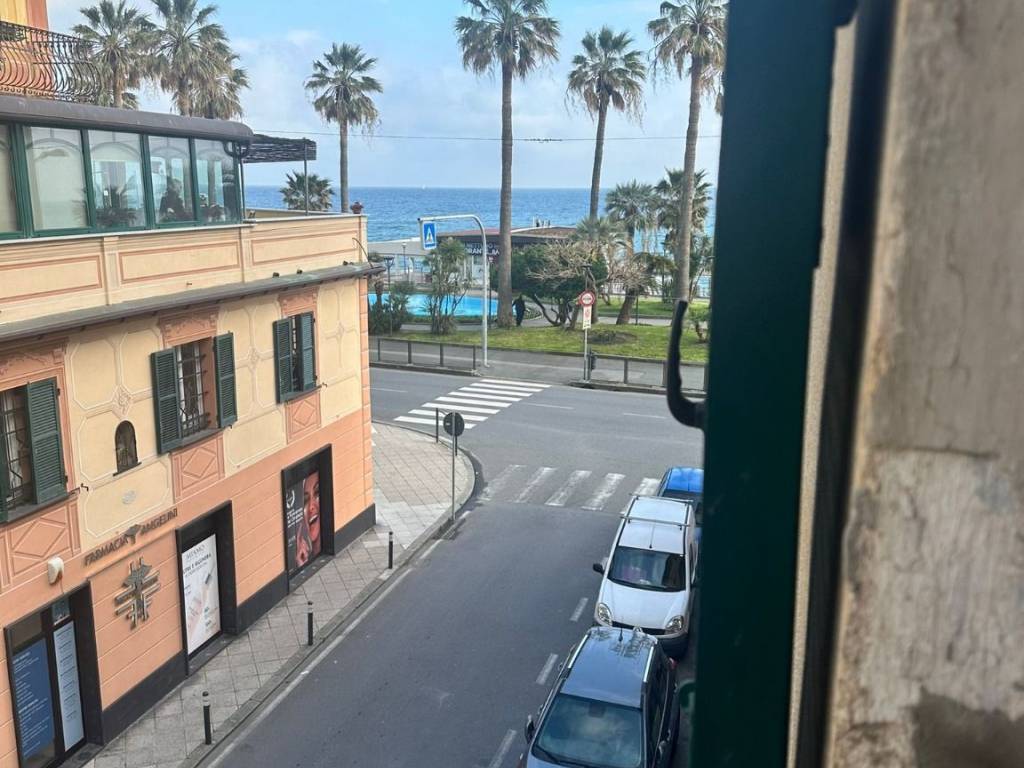 Appartamento a Varazze in Via Fratelli Cairoli - Foto 2
