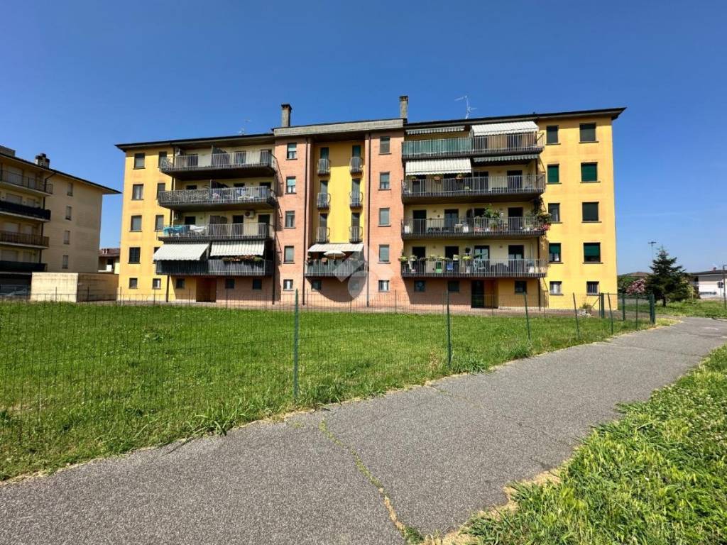 Appartamento a Pandino in Via Greco Nicolò, 18 - Foto 4