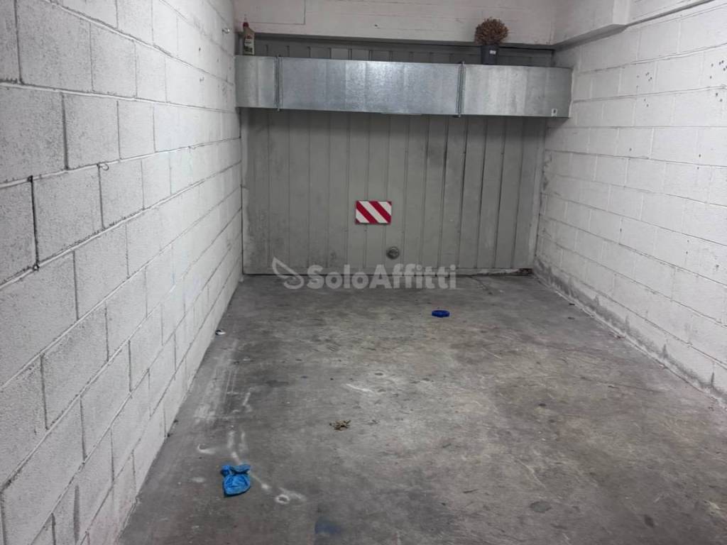 Box / garage a Pescara in Via G. Carducci - Foto 2