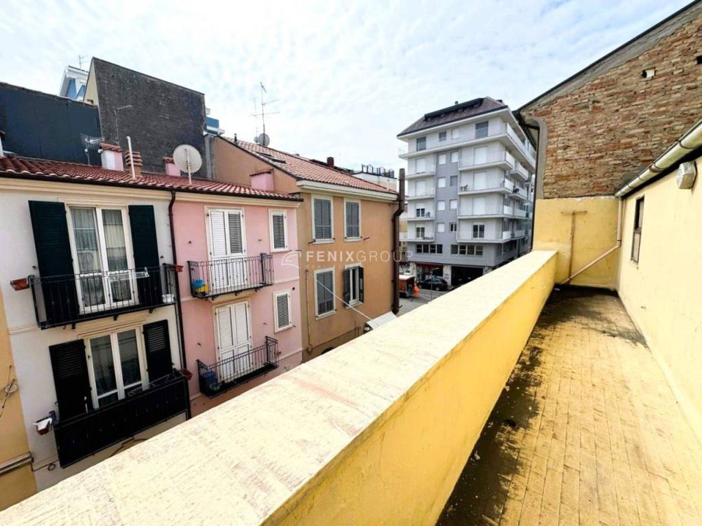 Casa indipendente a San benedetto del tronto in Via Napoli, 8 - Foto 4