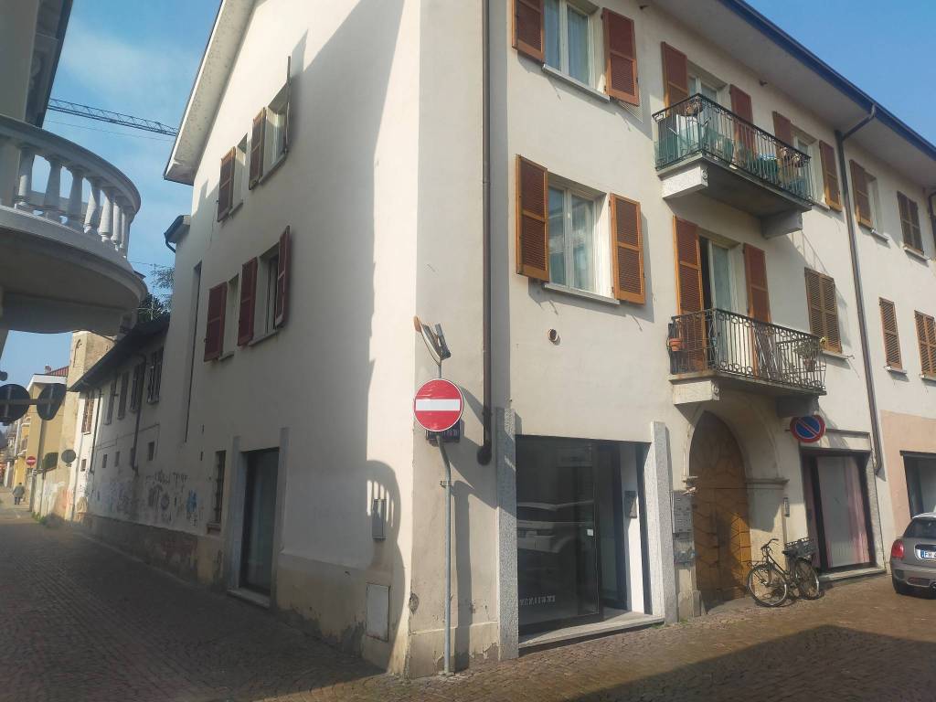 Immobile a Borgomanero in Via Brunelli Maioni - Foto 4