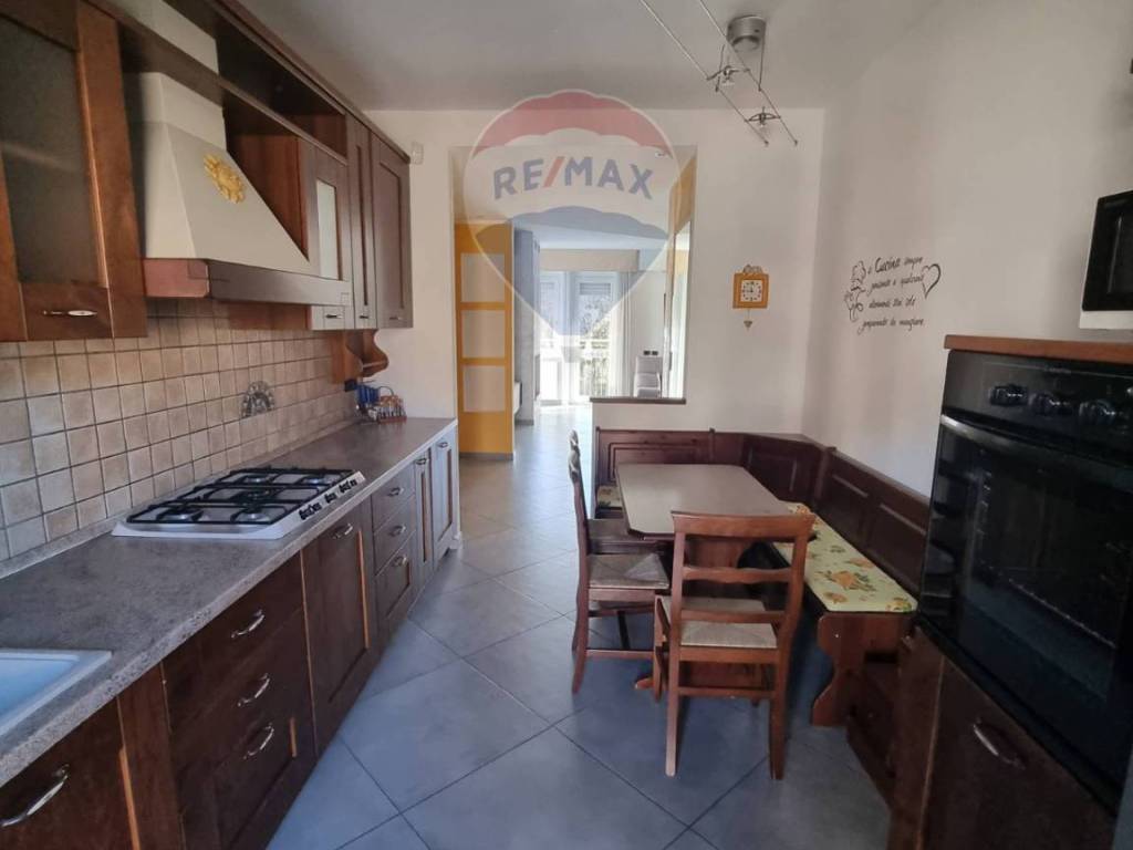 Appartamento a Luino in Via Lugano - Foto 4