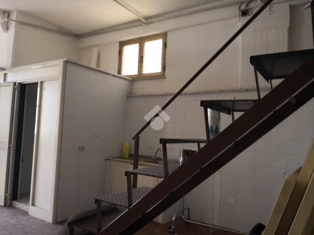 Box / garage a Mercogliano in Via Roma - Foto 4