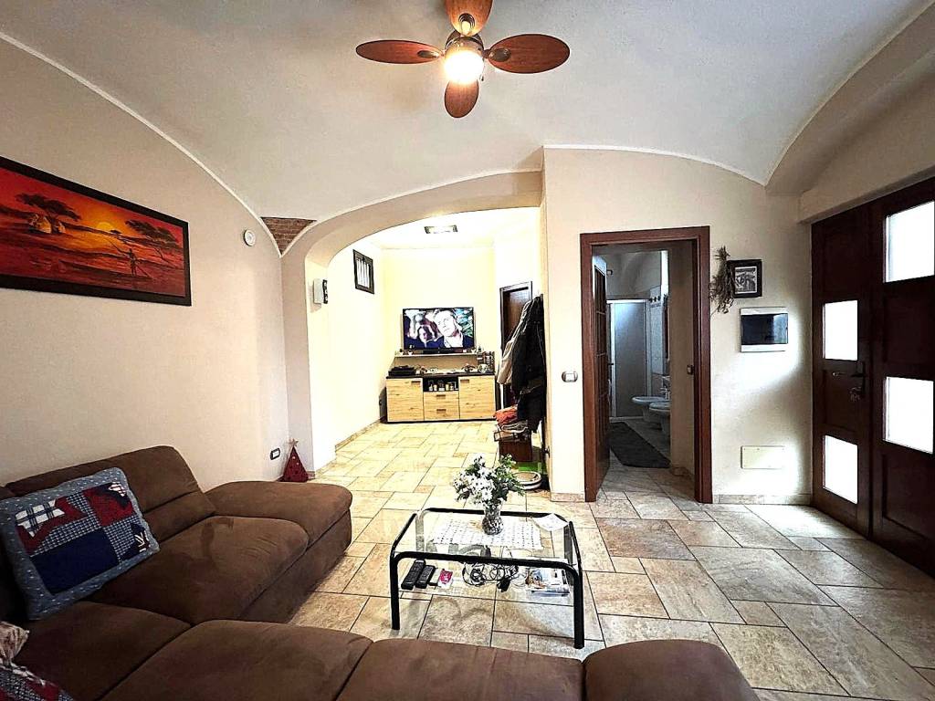 Appartamento a Malnate in Via Antonio Gramsci, 31 - Foto 3