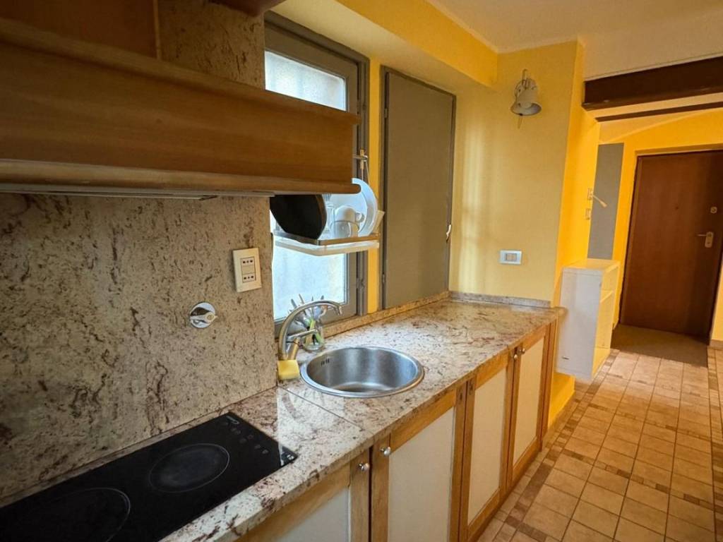 Appartamento a Torino in Via della Rocca, 41 - Foto 3