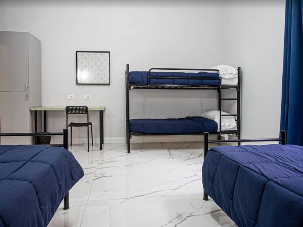 Palazzo / stabile a Roma in Via Carlo Cattaneo - Foto 3