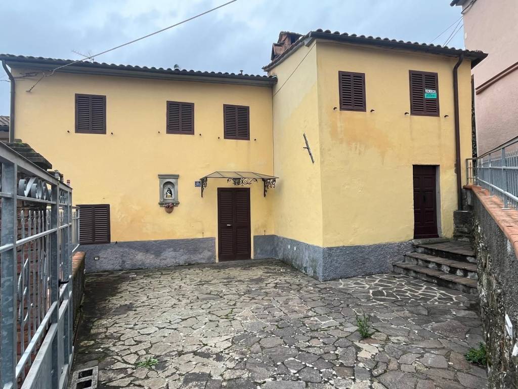 Casa indipendente a Vernio in Località Curcelle - Foto 3