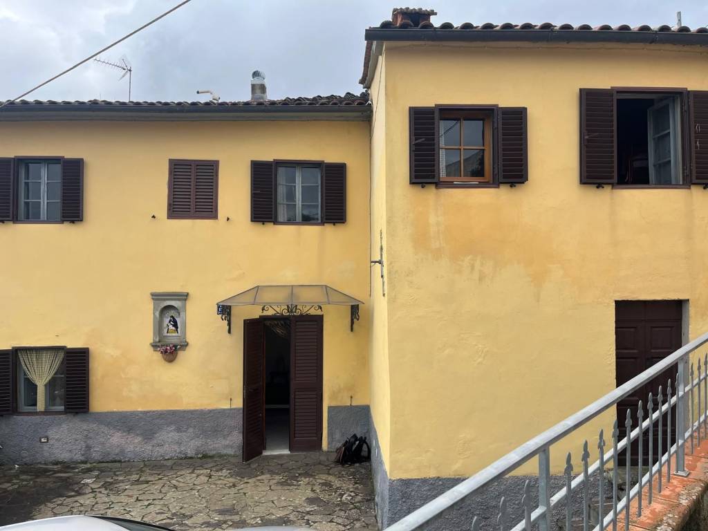 Casa indipendente a Vernio in Località Curcelle - Foto 5